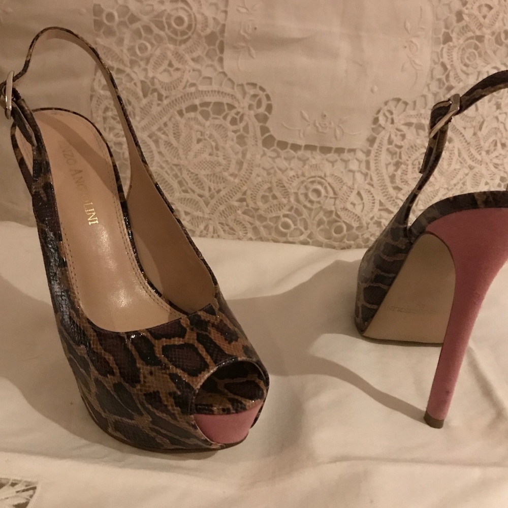 Enzo Angiolini sze5, 4" heel, snake&pink suede